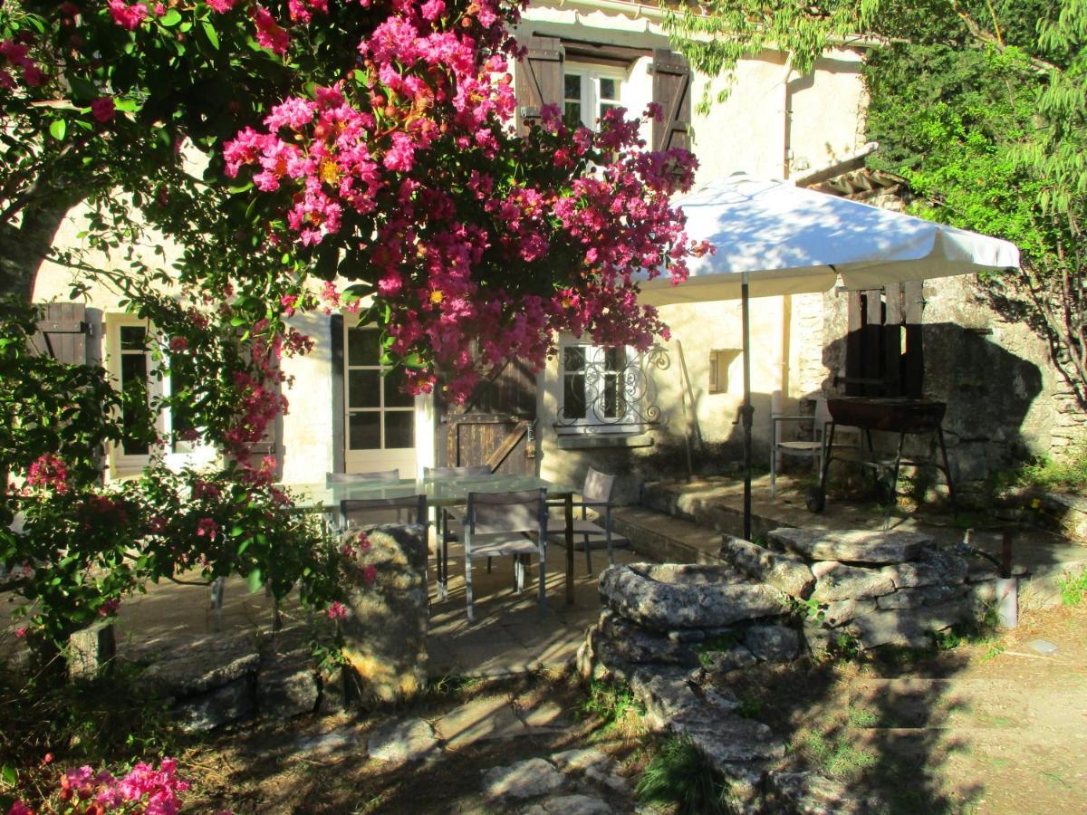 Appartamento Le Mas Des Lilas Uzès Esterno foto