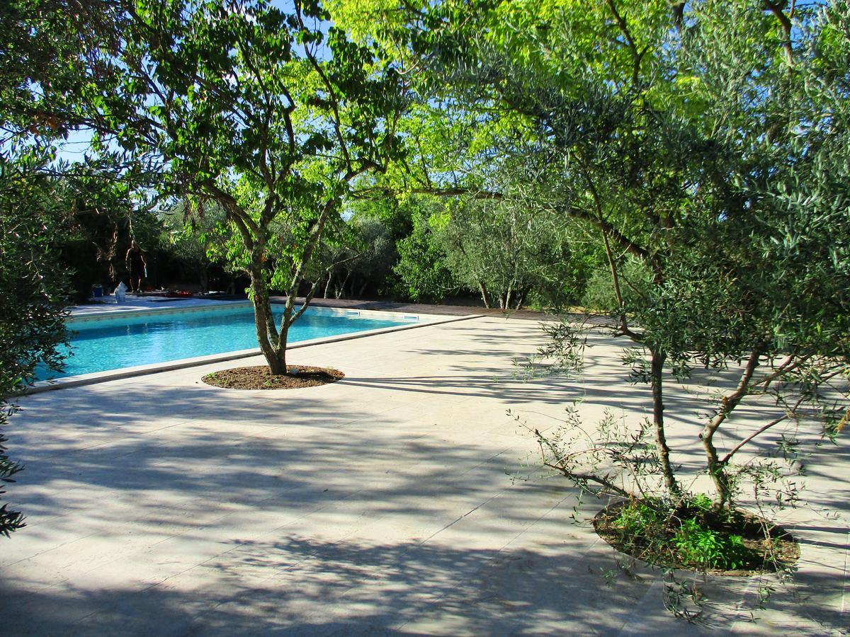 Appartamento Le Mas Des Lilas Uzès Esterno foto